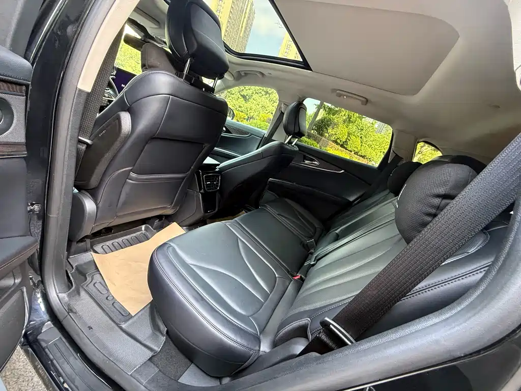 Lincoln Nautilus 2021 2.0T