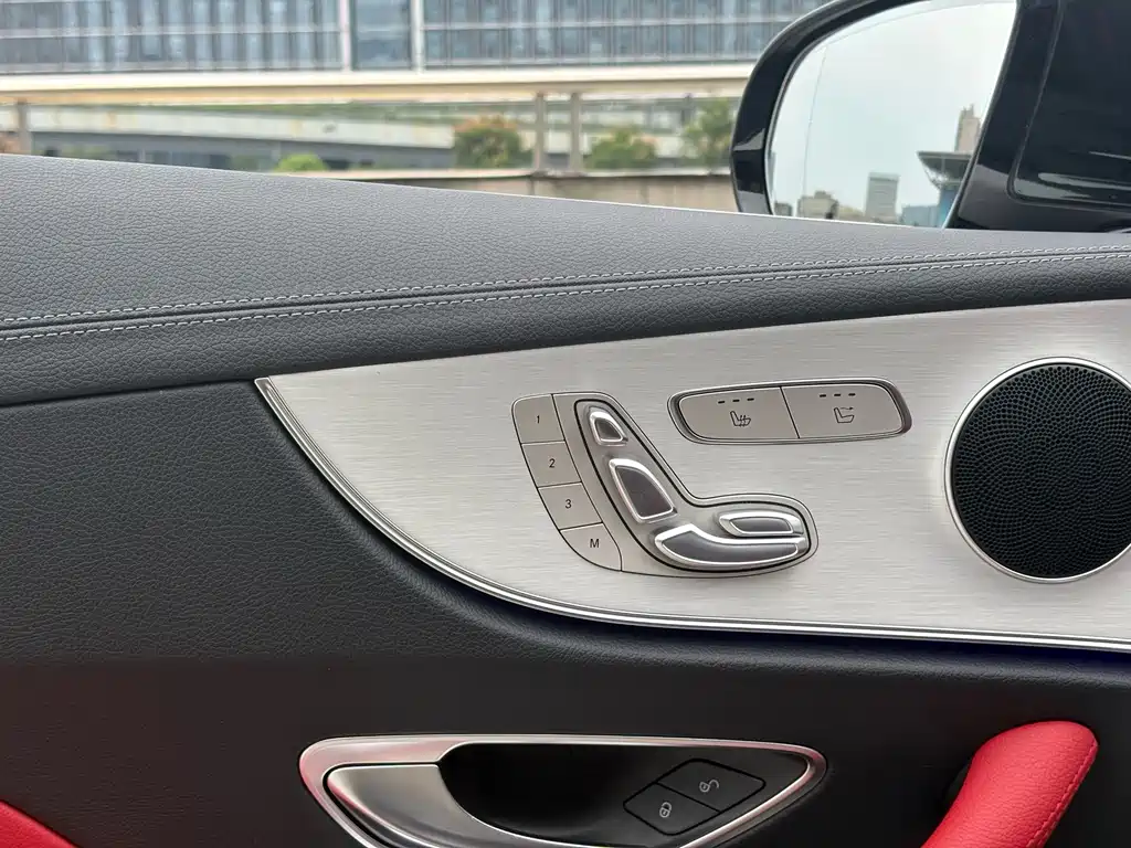 Mercedes-Benz E-Class (Import) — миниатюра 7