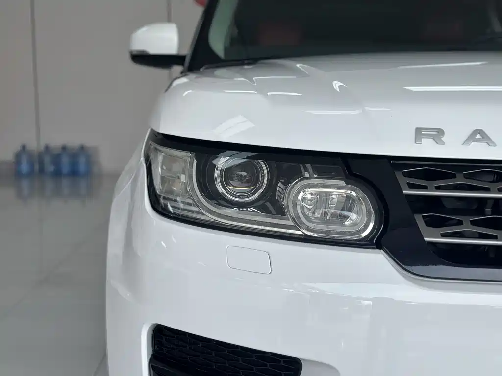 Land Rover Range Rover Sport 2016 3.0 SDV6 HSE