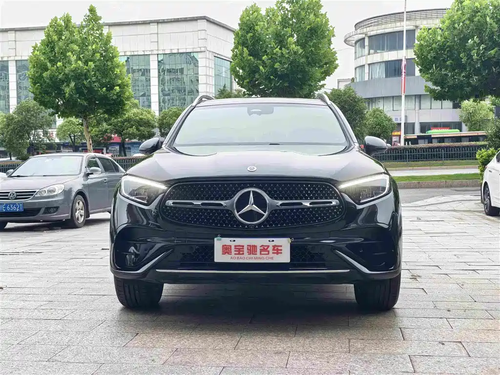 Mercedes-Benz GLC 2025 GLC 300 L 4MATIC 5 мест