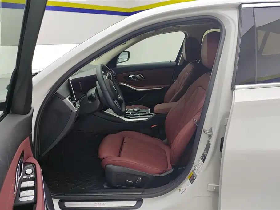 BMW i3 2024 eDrive 35 L