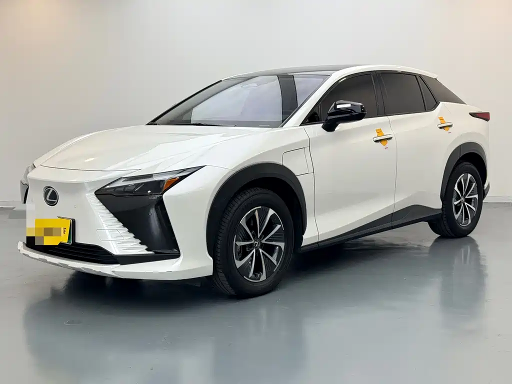 Lexus RZ 2023
