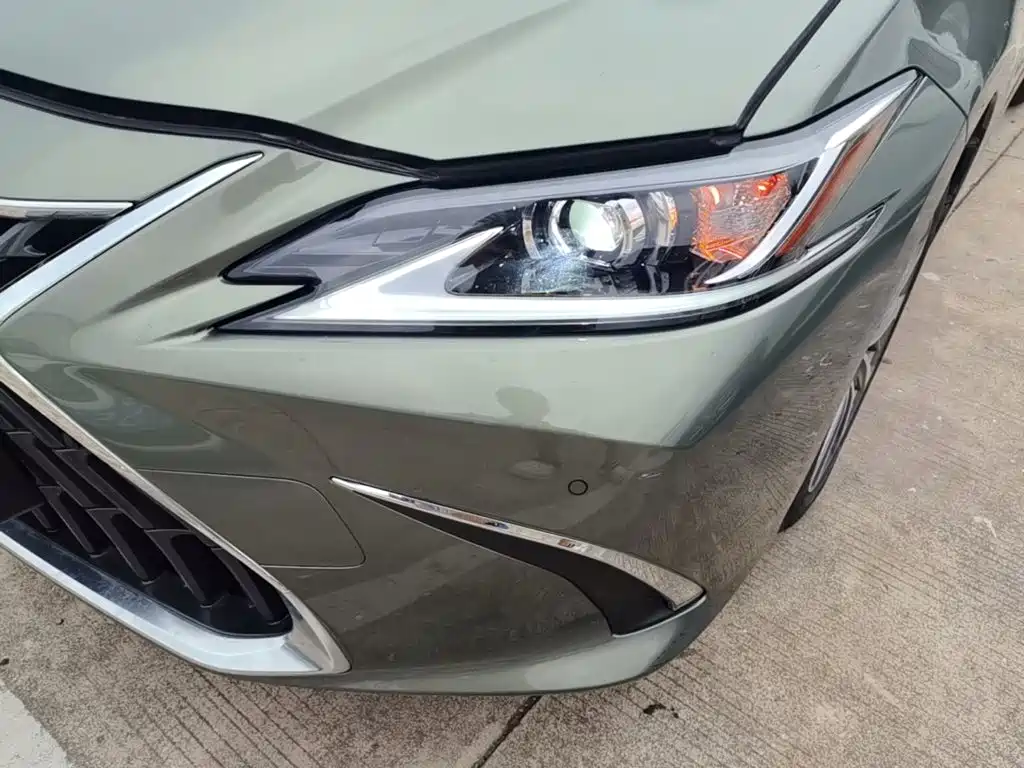 Lexus ES — миниатюра 24