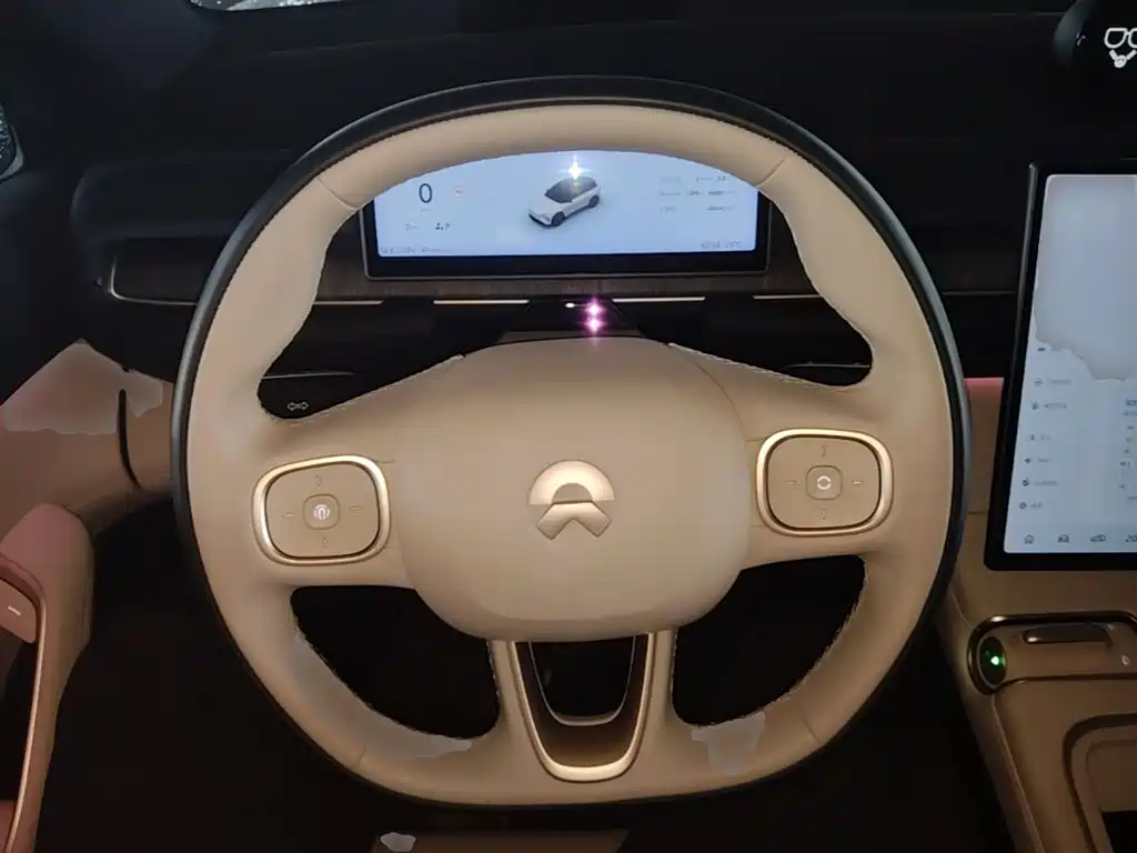 NIO ES6 — миниатюра 11