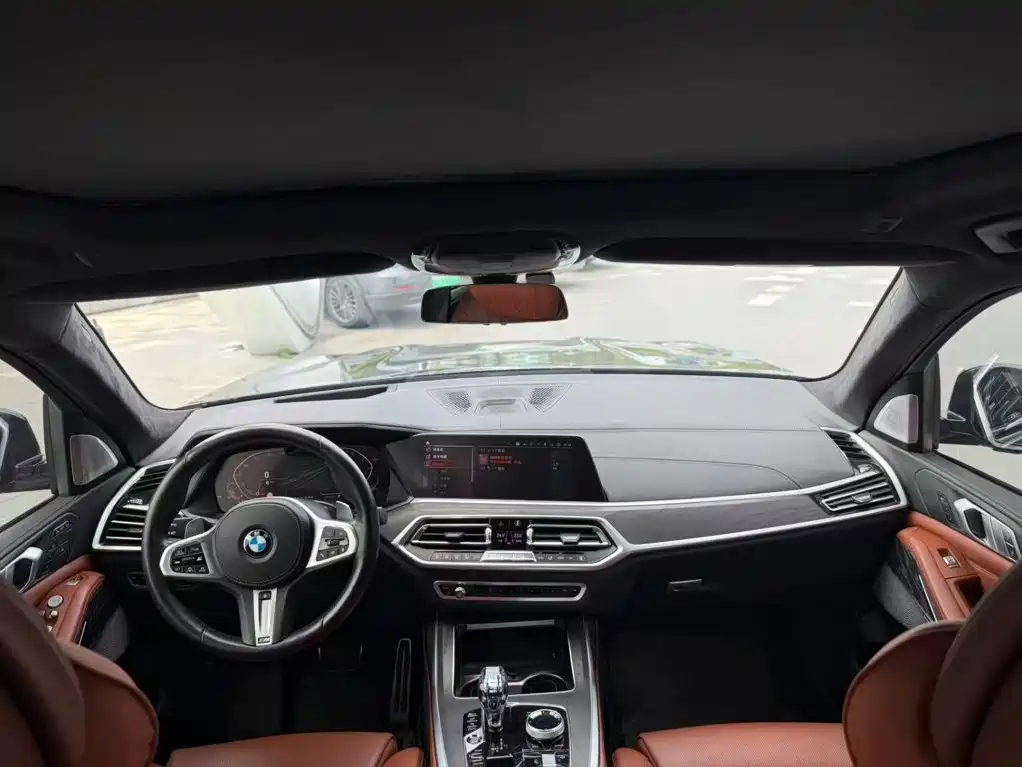 BMW X7 — миниатюра 18