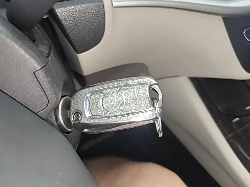Buick Verano — миниатюра 9