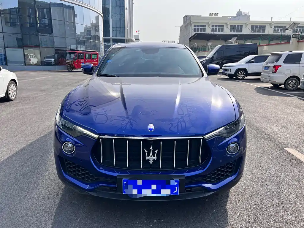 MASERATI LEVANTE