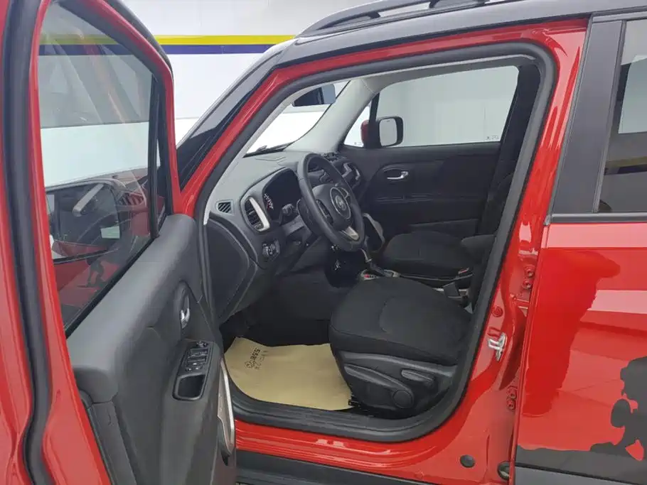 Jeep Renegade — миниатюра 9