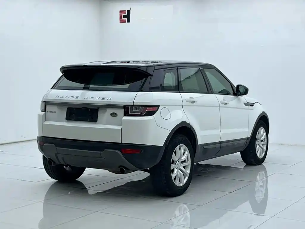Land Rover Evoque — миниатюра 7