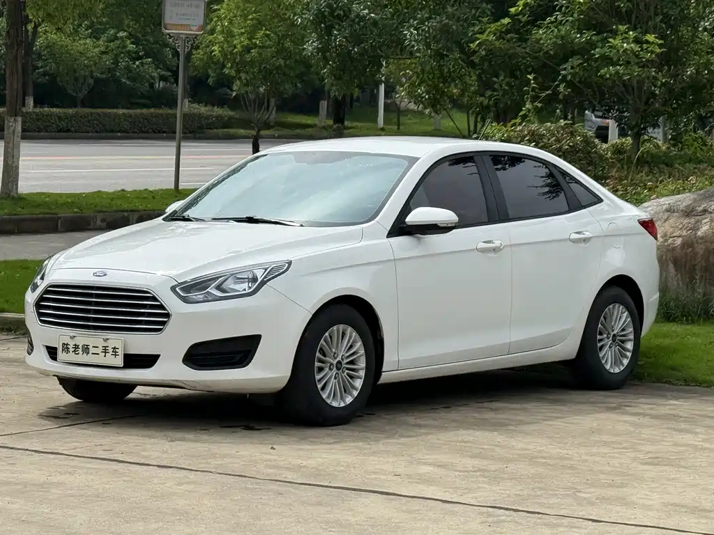 Ford Escort 2017