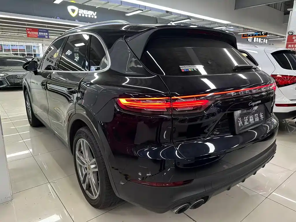 Porsche Cayenne — миниатюра 4