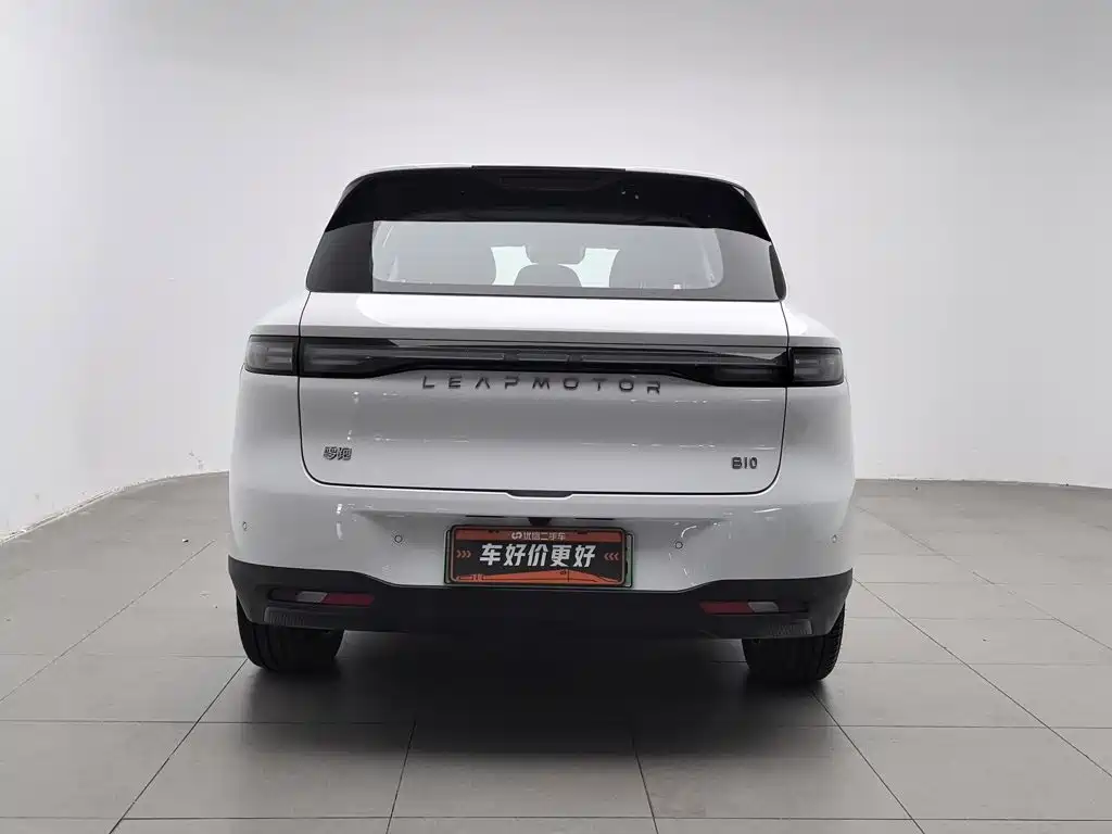 Leapmotor Leapmotor B10 — миниатюра 4