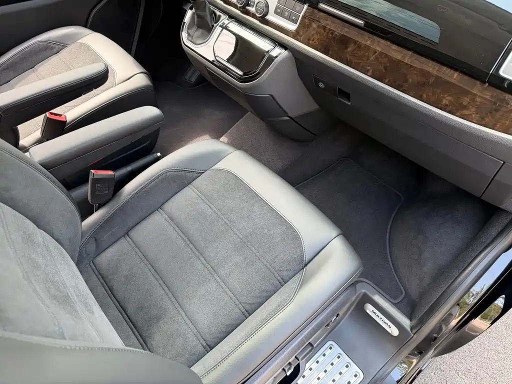 Volkswagen Multivan — миниатюра 14