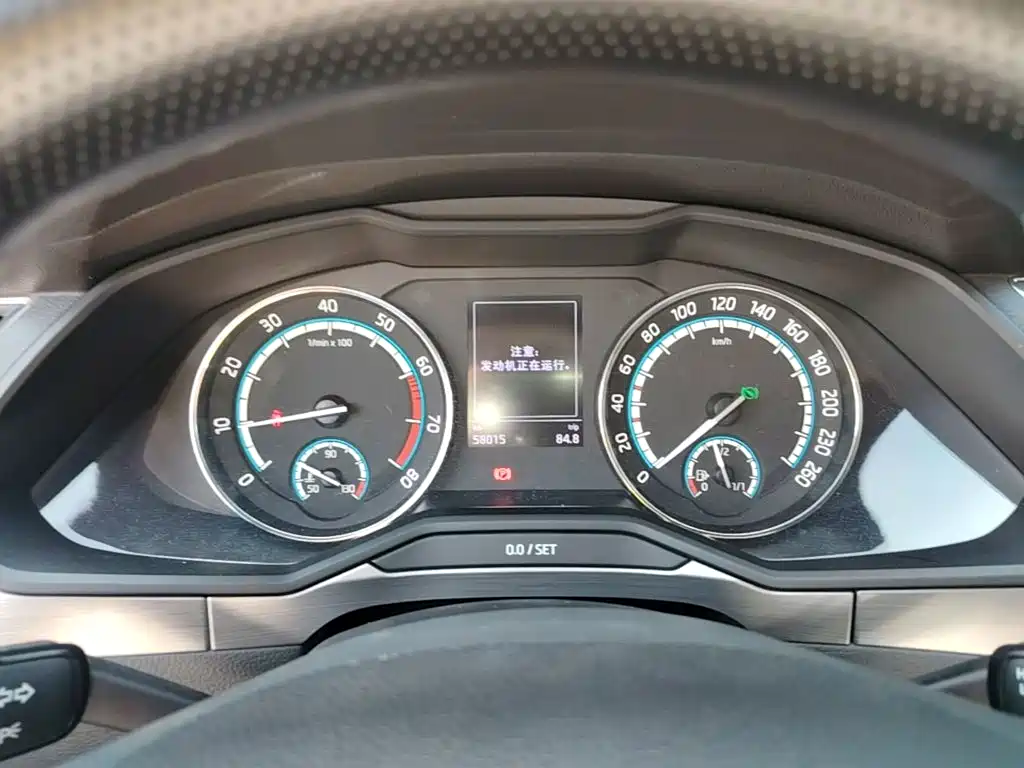 Skoda Superb — миниатюра 12