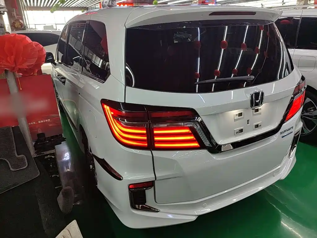 Honda Elysion 2019 2.0L