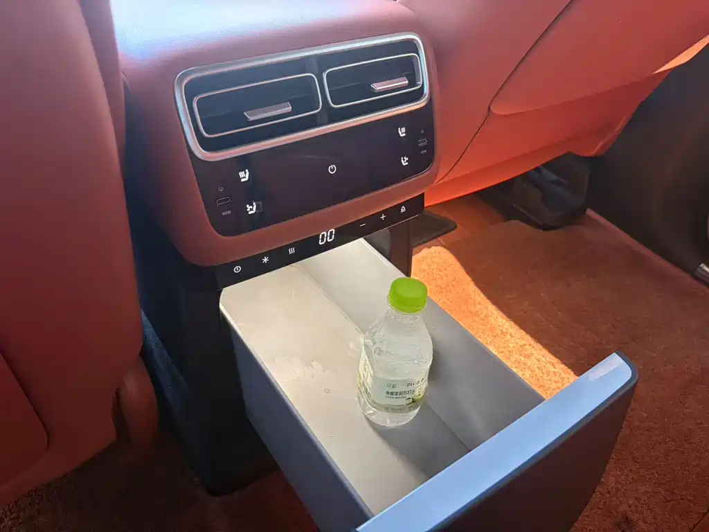 Li Auto Li L7 — миниатюра 12