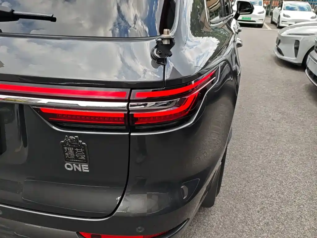Li Auto Li ONE — миниатюра 8