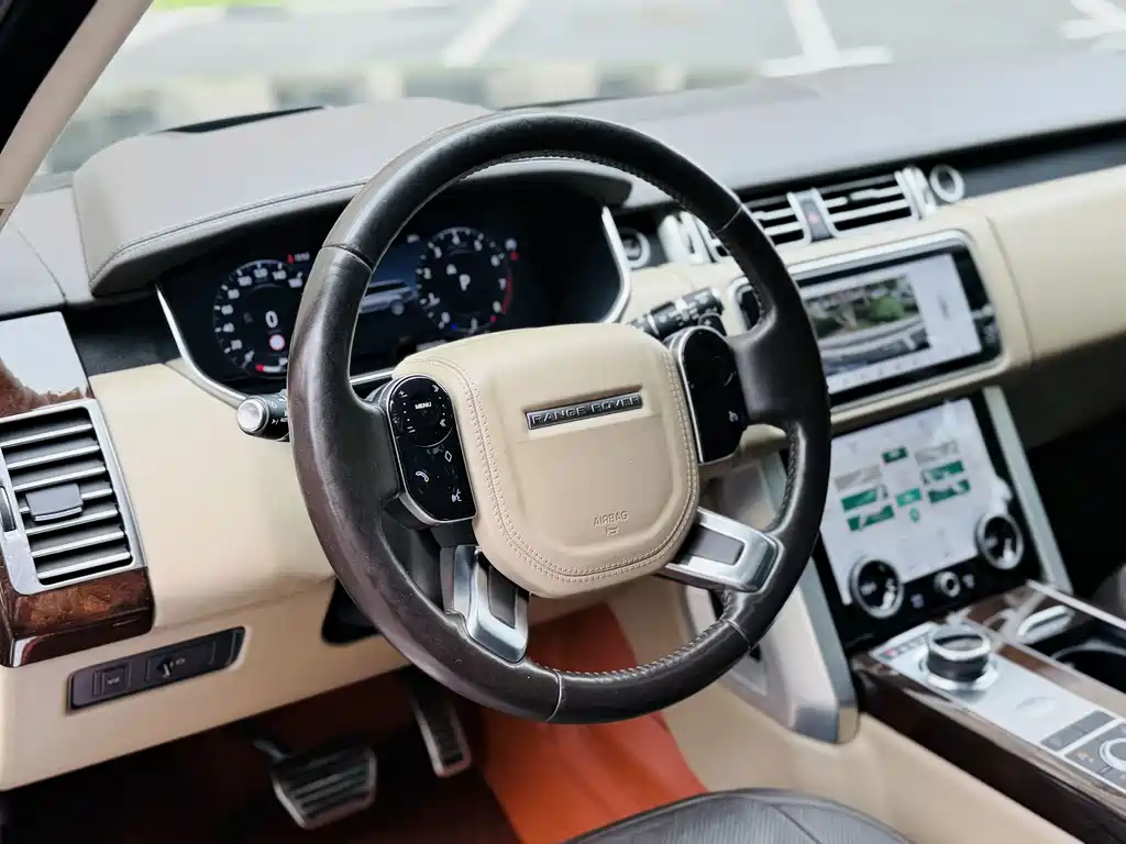 Land Rover Range Rover — миниатюра 4