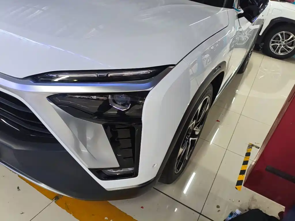 NIO ES8 — миниатюра 24
