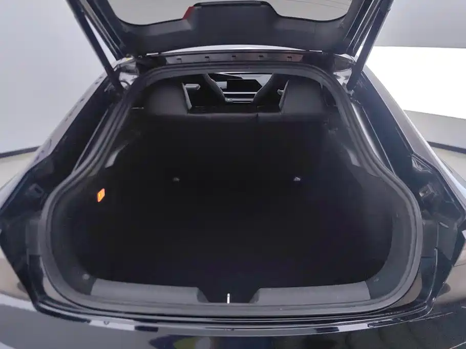 Changan UNI-V iDD — миниатюра 4