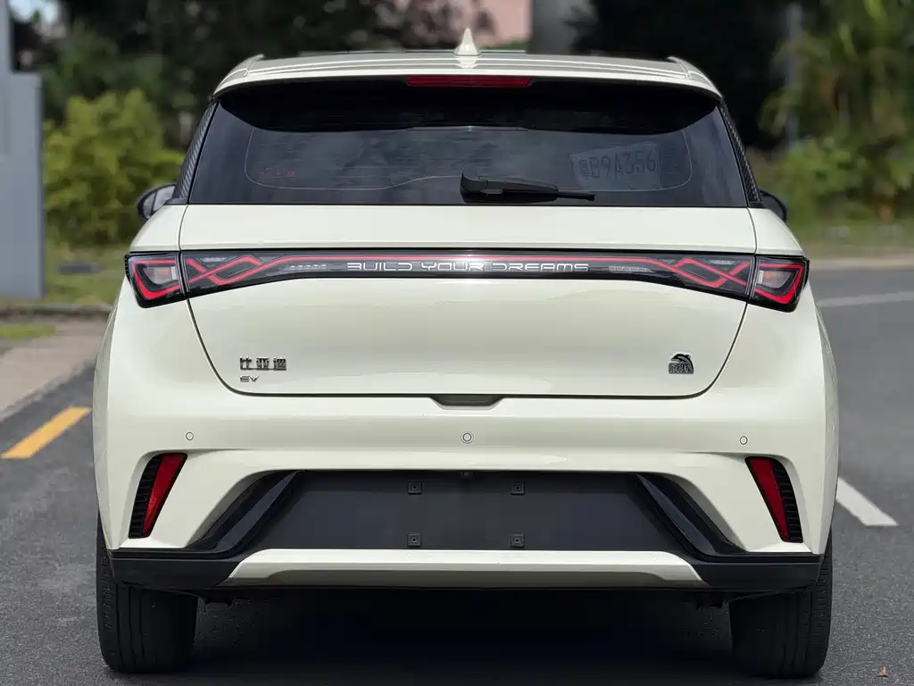 BYD Dolphin — миниатюра 10
