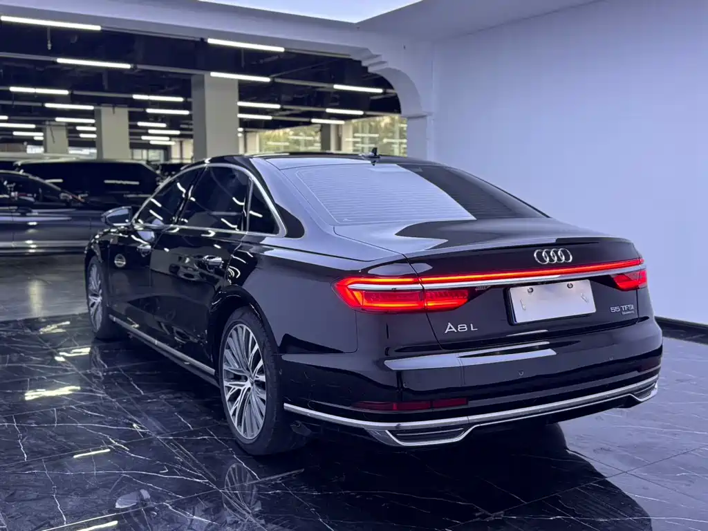 Audi A8 — миниатюра 18