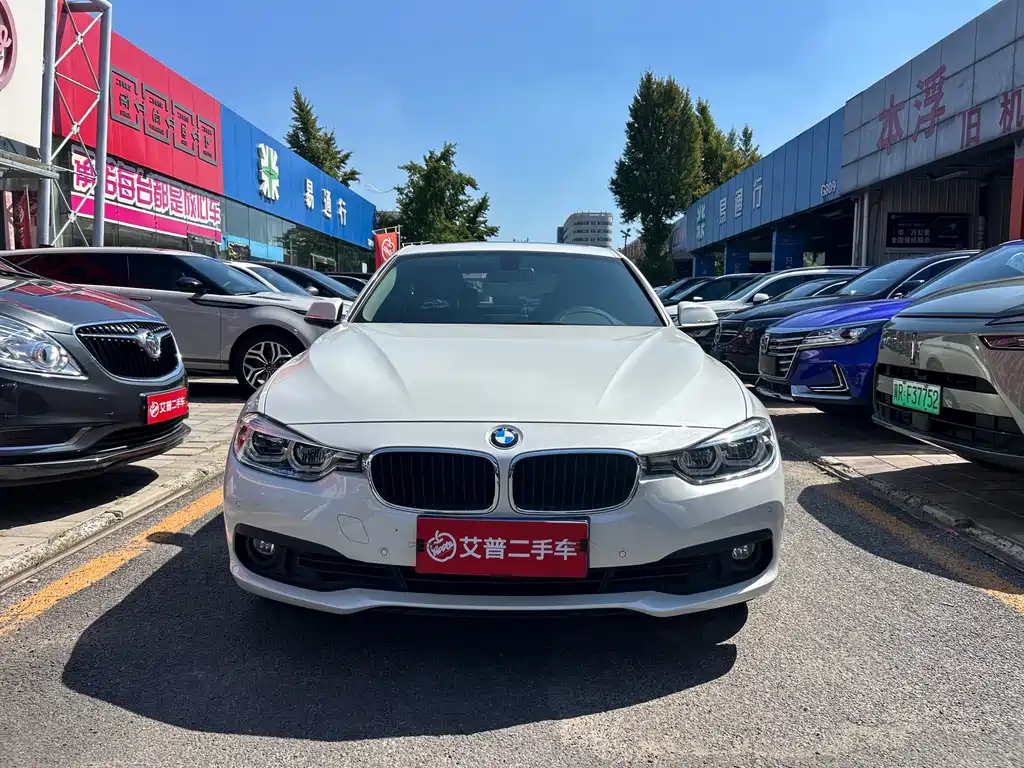 BMW 3 Series — миниатюра 2
