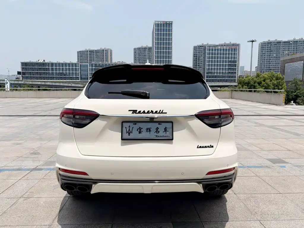 Maserati Levante — миниатюра 8