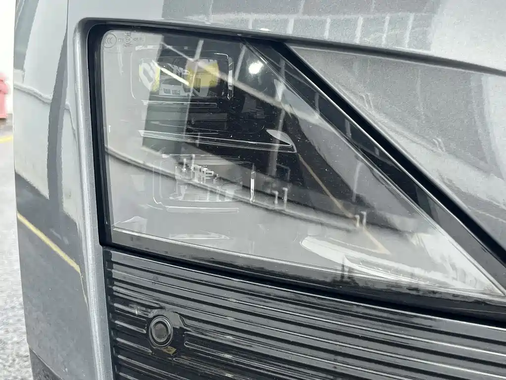 Lynk & Co Z20 — миниатюра 14