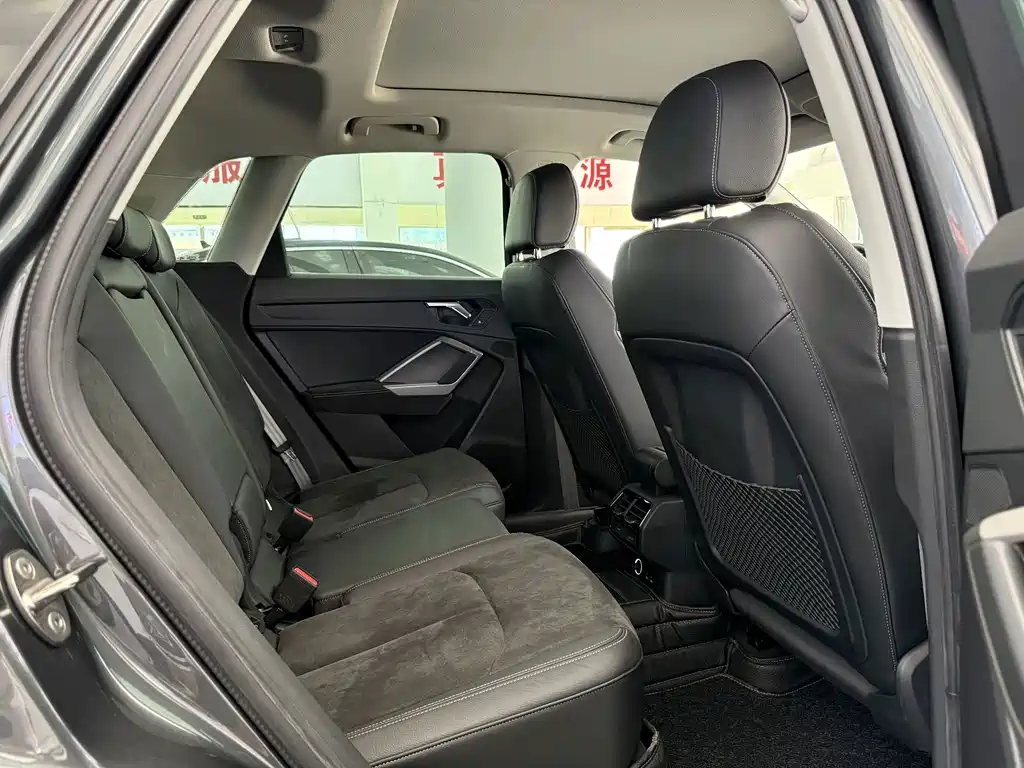 Audi Q3 — миниатюра 13