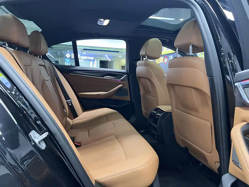 BMW 5 Series (Import) — миниатюра 36