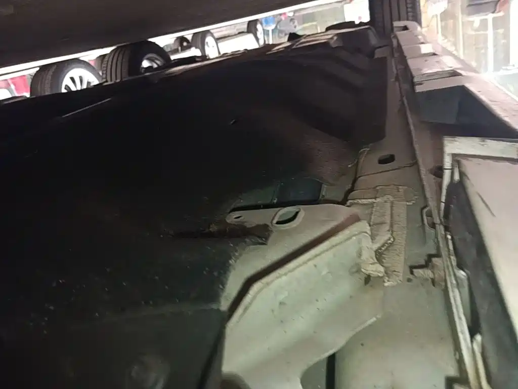Ford Mondeo — миниатюра 21