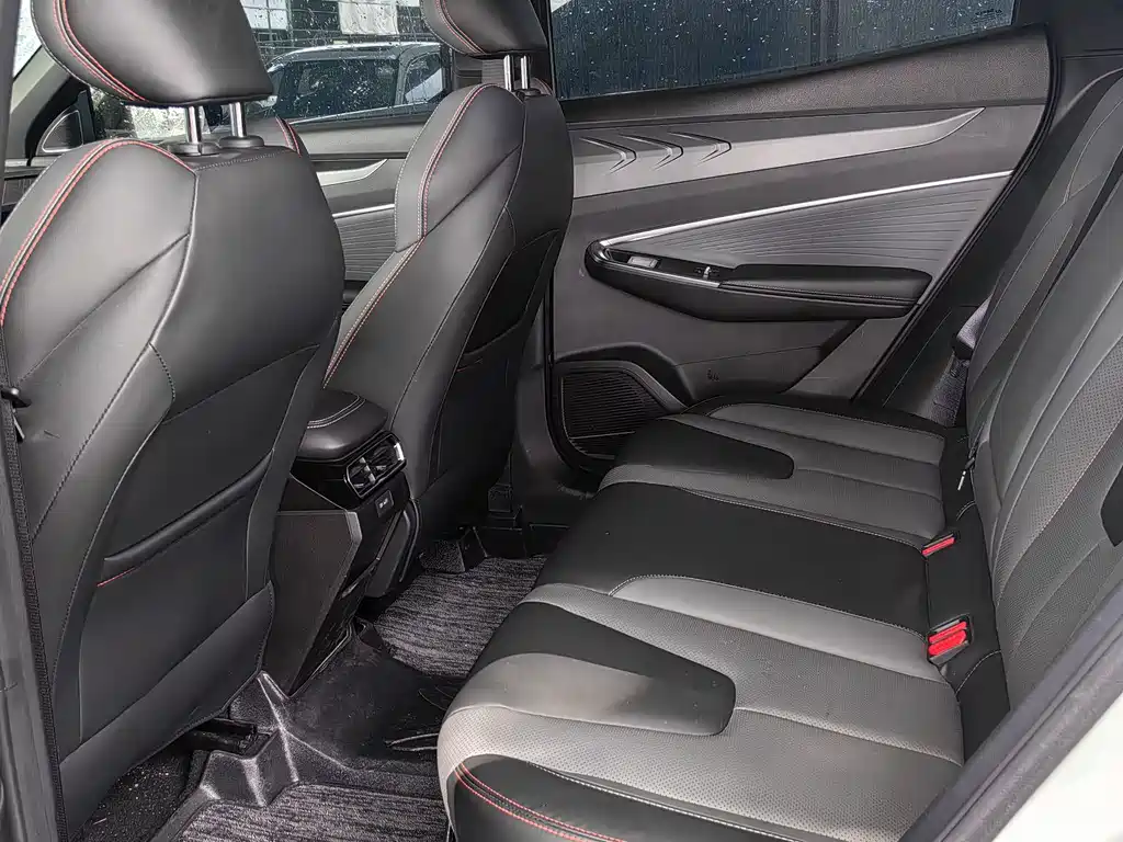 Geely Boyue — миниатюра 14