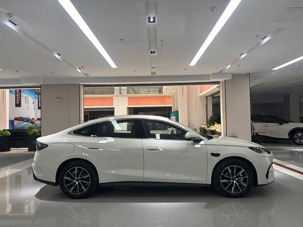 BYD SEAL 06 NEW ENERGY