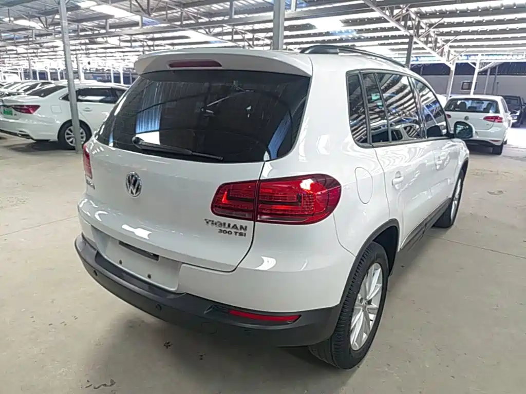 Volkswagen Tiguan — миниатюра 7