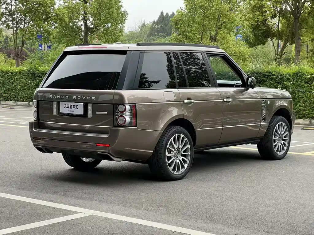 Land Rover Range Rover — миниатюра 9
