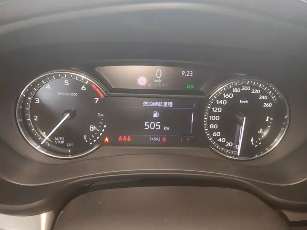 Cadillac XT4 — миниатюра 12