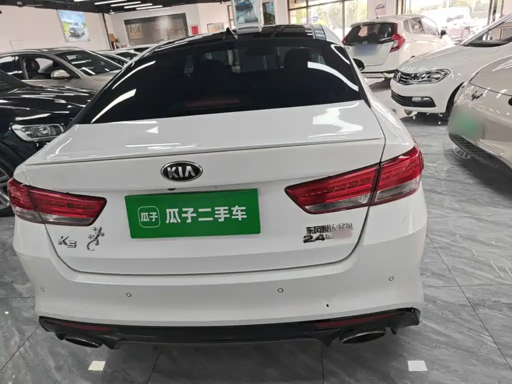 Kia K5 — миниатюра 6