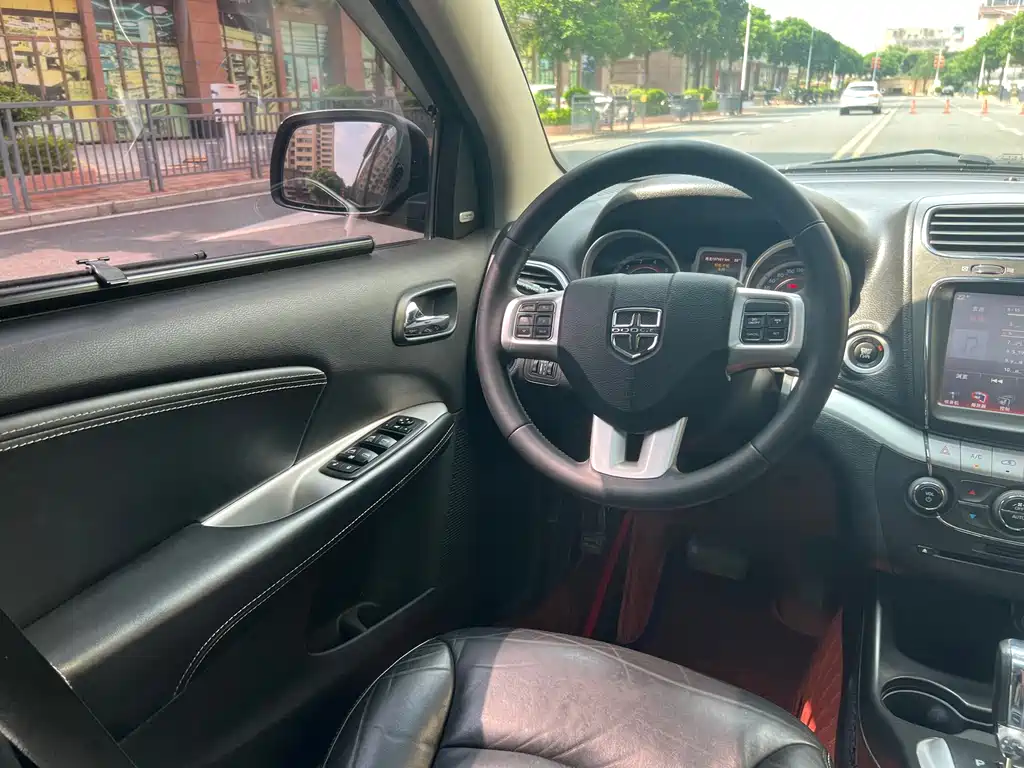Dodge Journey — миниатюра 17