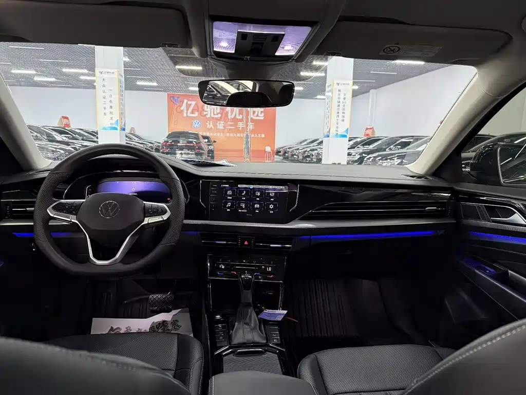 Volkswagen Passat 2026 380TSI