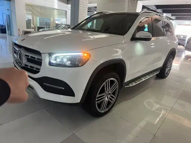 MERCEDES-BENZ GLS