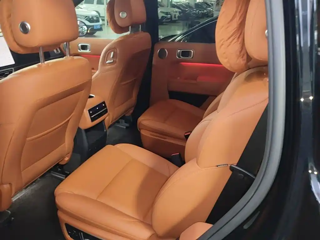 Li Auto Li L8 — миниатюра 17