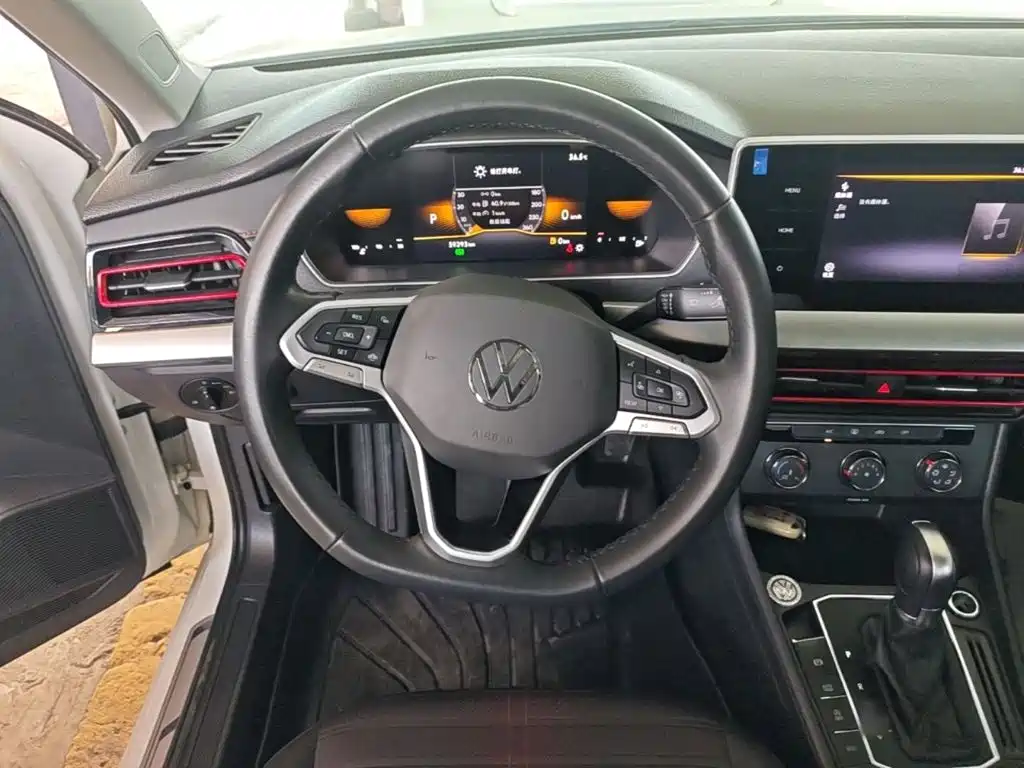 Volkswagen Lavida — миниатюра 11