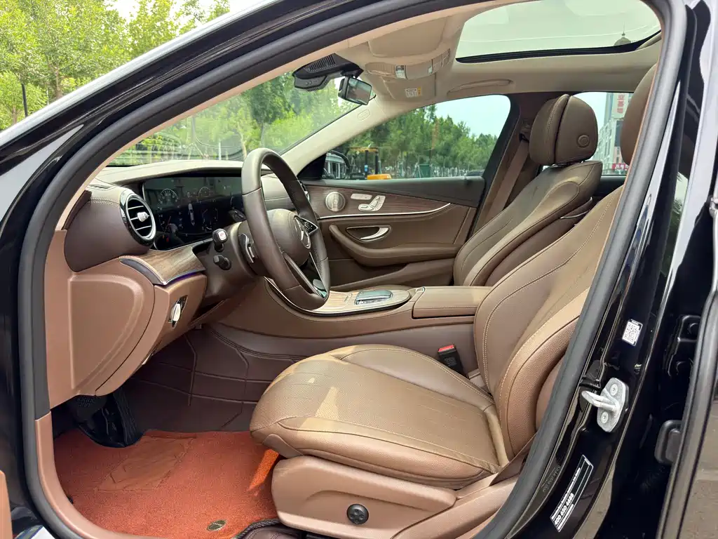 Mercedes-Benz E-Class E 2023 E 300 L Luxury