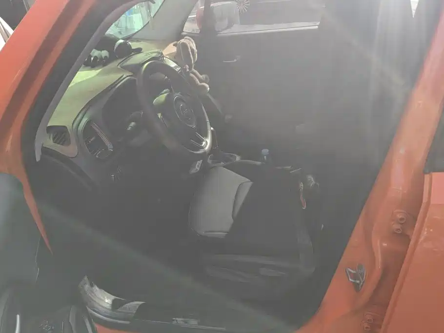 Jeep Renegade — миниатюра 9