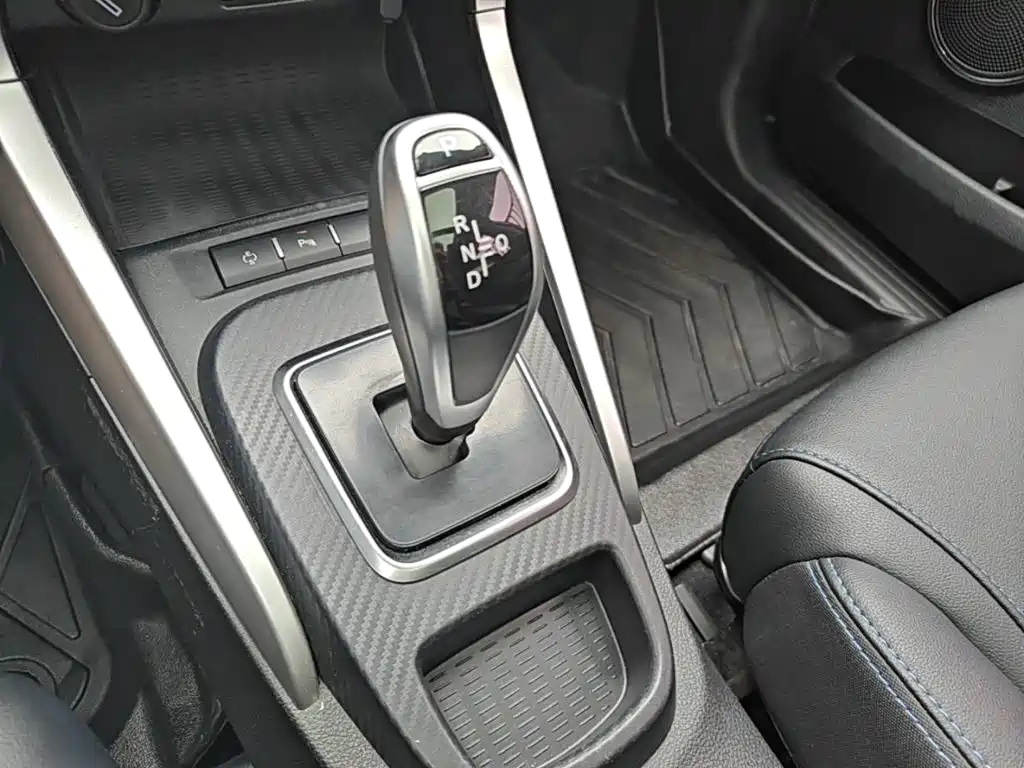 BYD Yuan EV — миниатюра 14