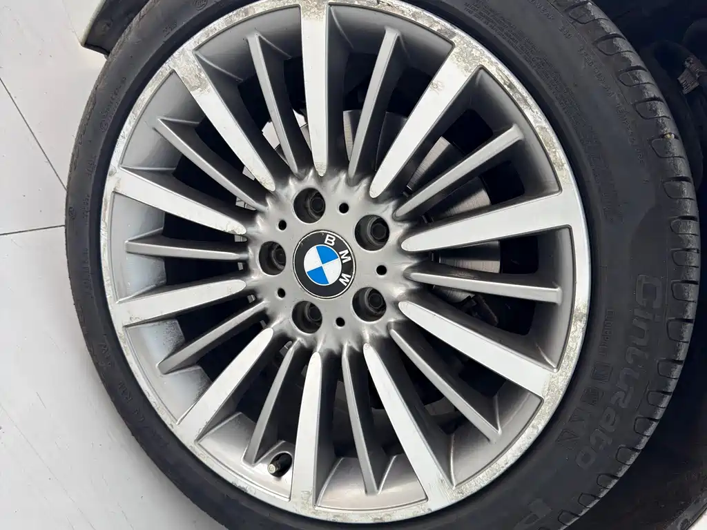 BMW 3 Series — миниатюра 13