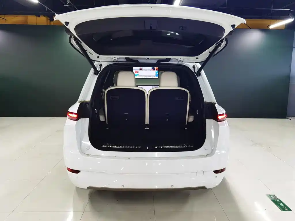 Li Auto Li L9 — миниатюра 6