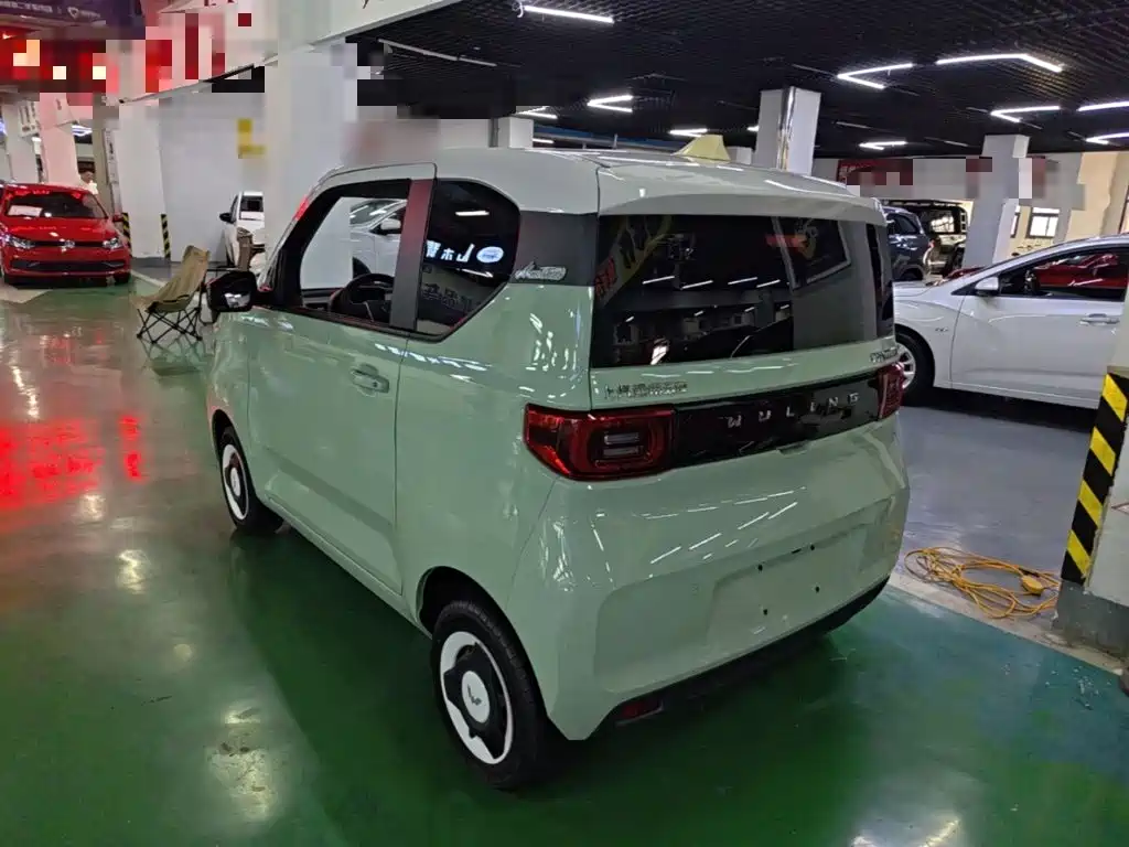Wuling MINIEV — миниатюра 5