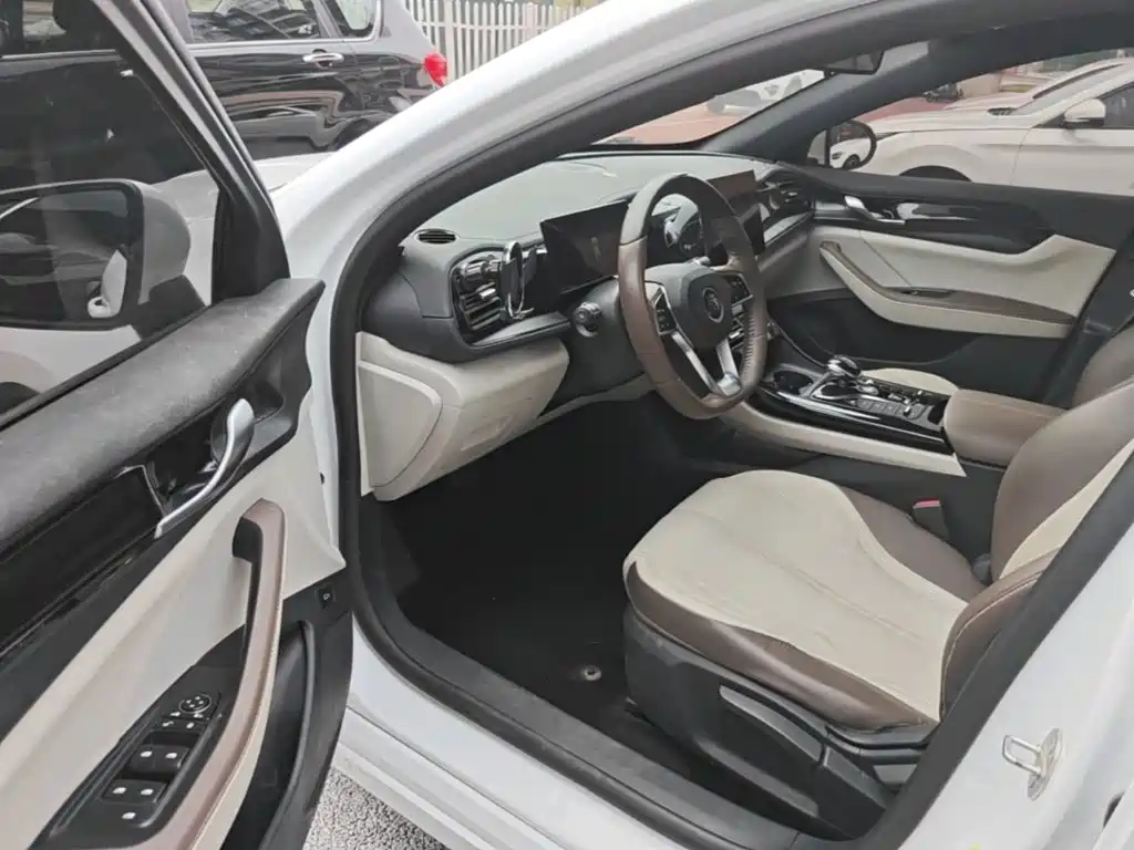 BYD Qin PLUS — миниатюра 16